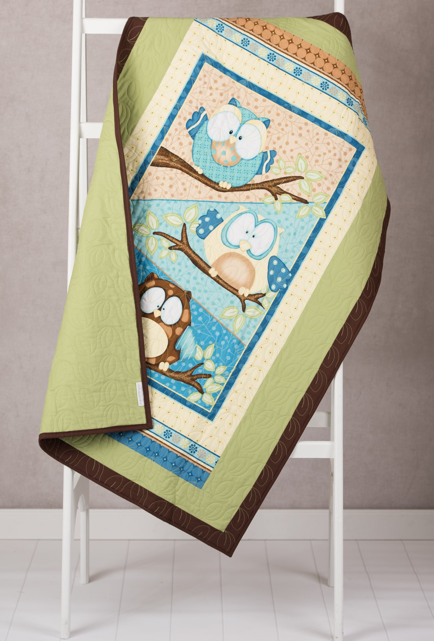 Image of Blue & Green Owl Quilt