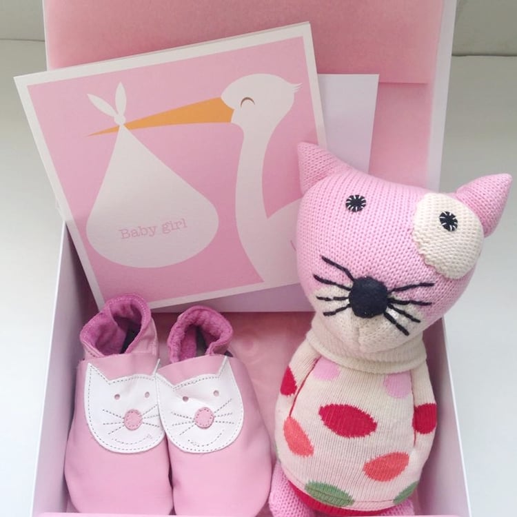 Cute Cats Baby Girl Gift Set London Mummy Stylish Luxury Baby Gifts Cute cats baby girl gift set london mummy stylish luxury baby gifts