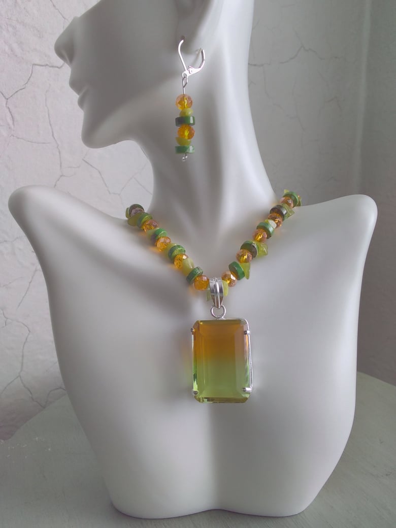 Image of BICOLOR TOURMALINE PENDANT NECKLACE SET