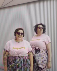CAMISETA SOY CURVY