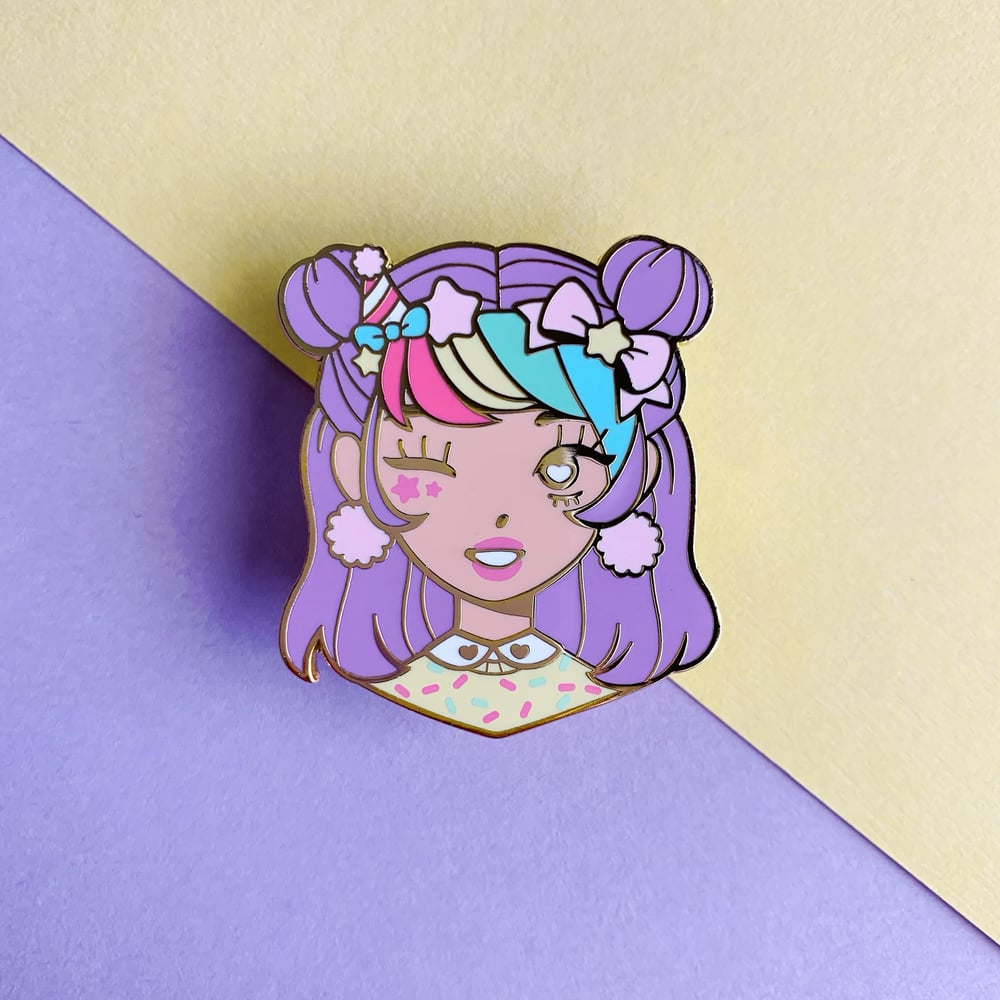 Image of Rainbow Cutie Pin