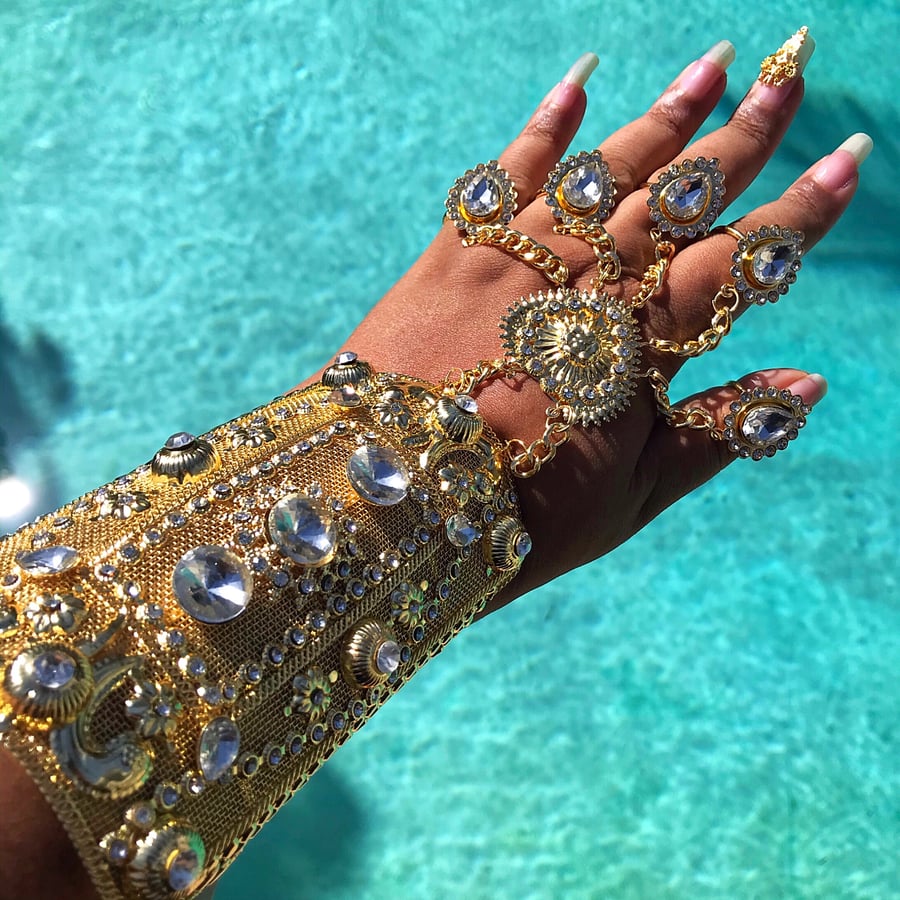 Image of ROYALTY 5 FINGER CUFF BRACELET
