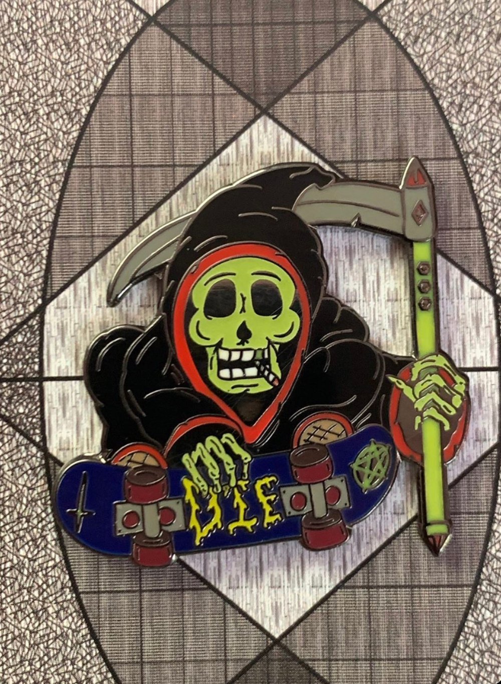 Skate or die pin