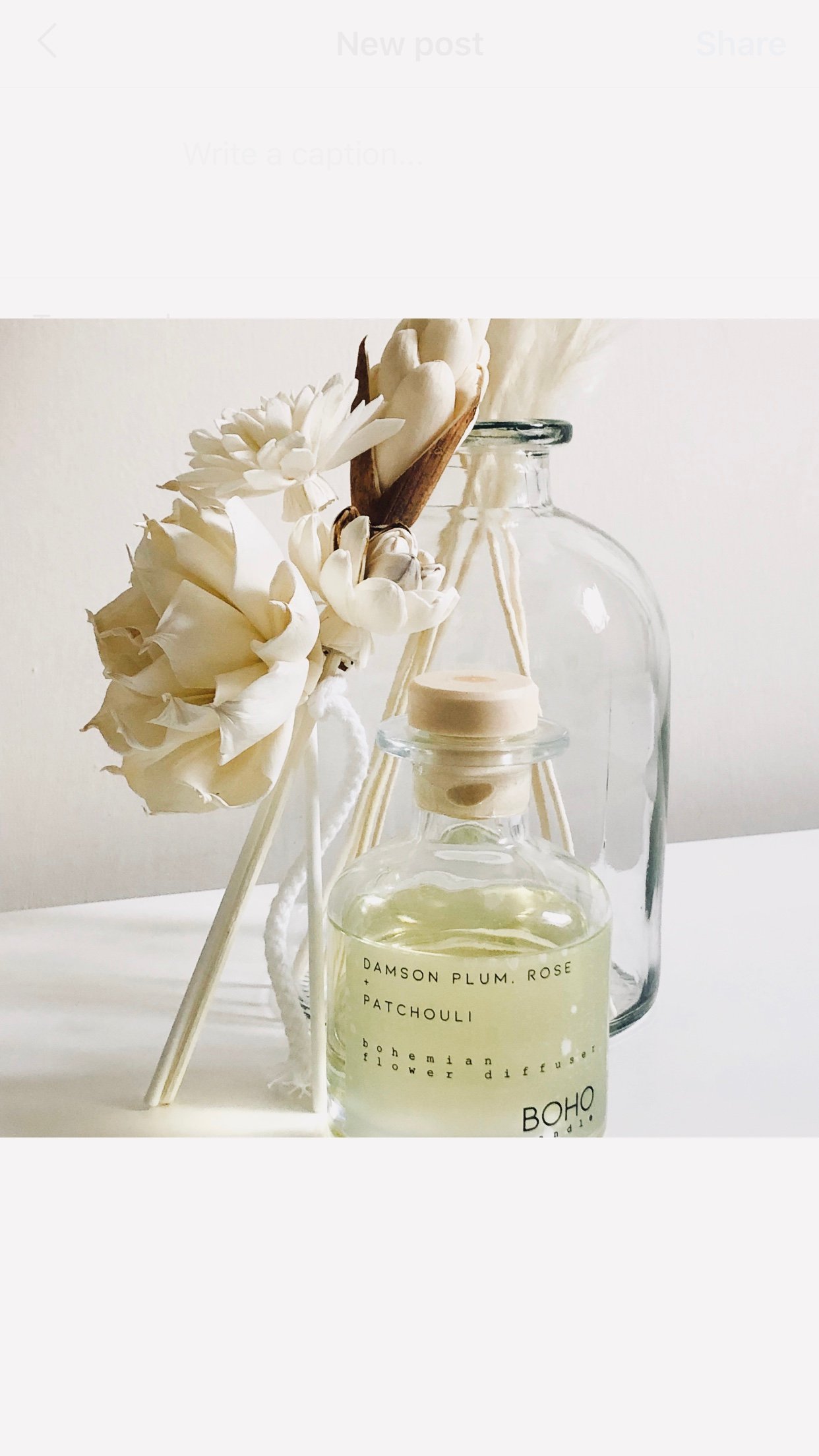 Image of FLOWER REED DIFFUSERS 