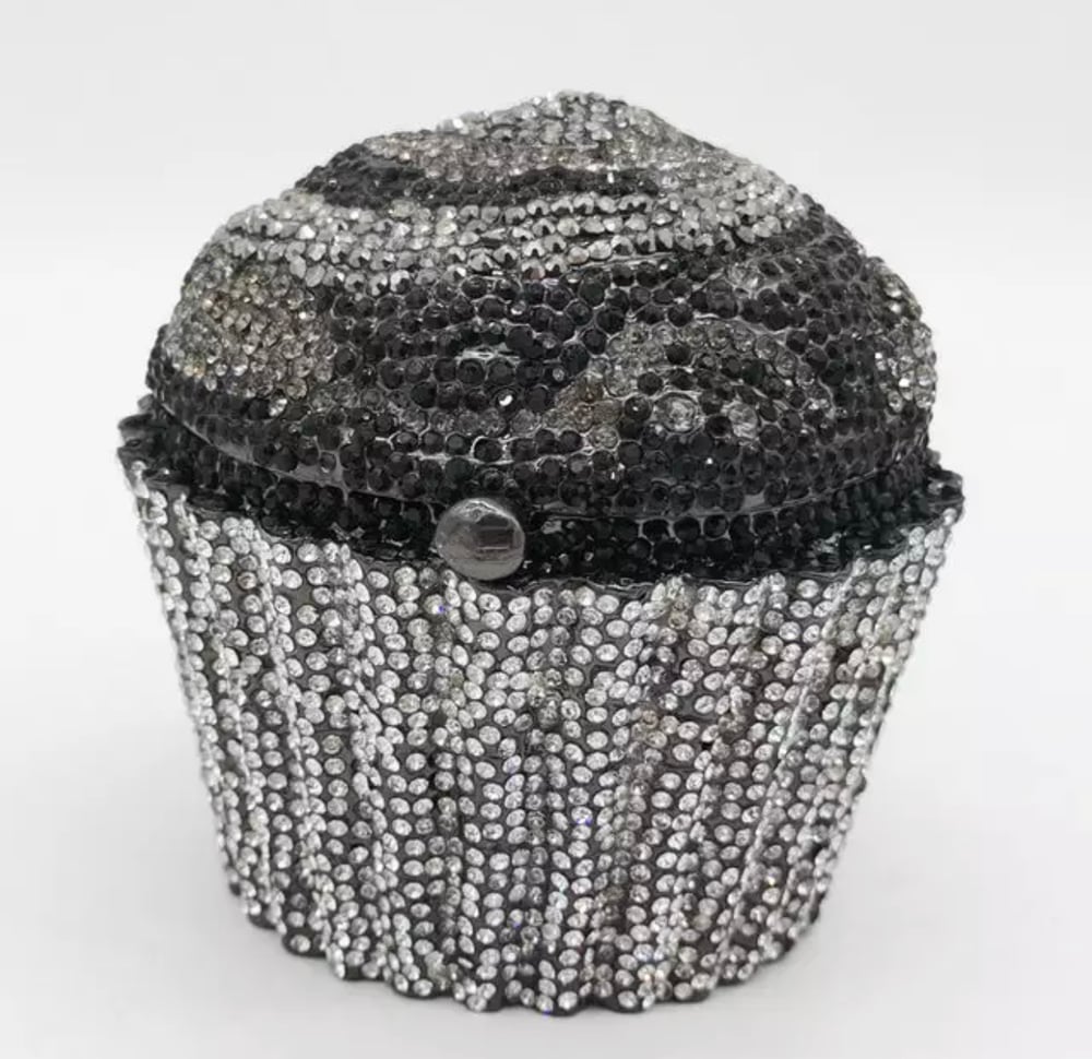 Image of Cupcake Clutch 