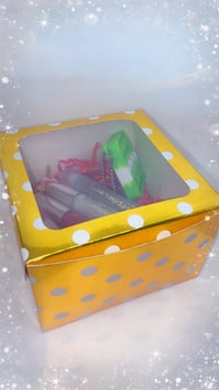 Image 1 of Christmas Gift Box