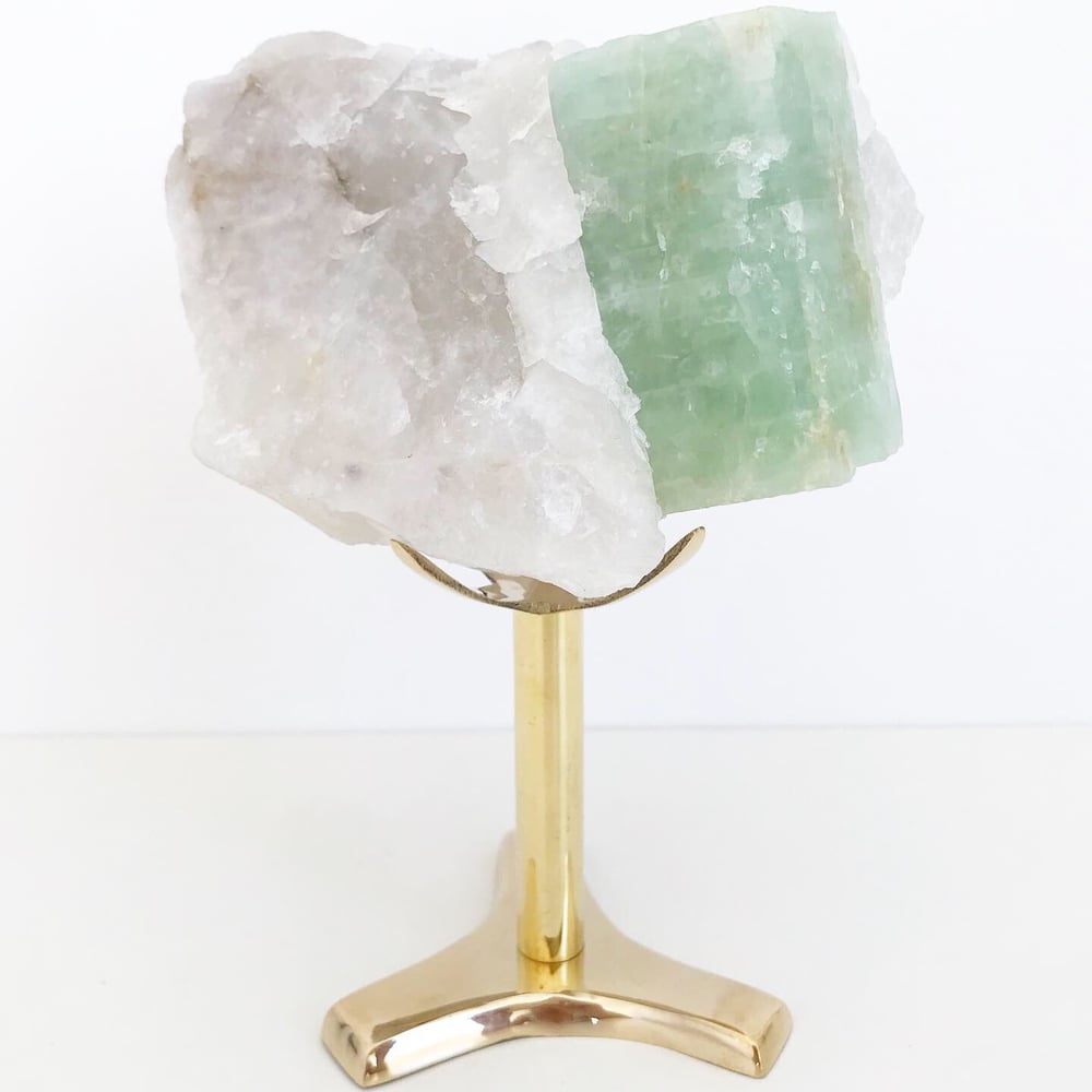 Image of Aquamarine no.95 + Brass Stand