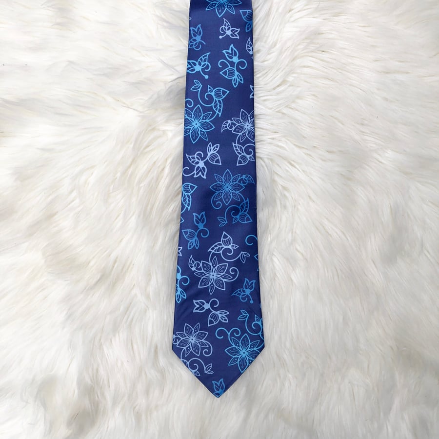 Image of Azure Water Necktie