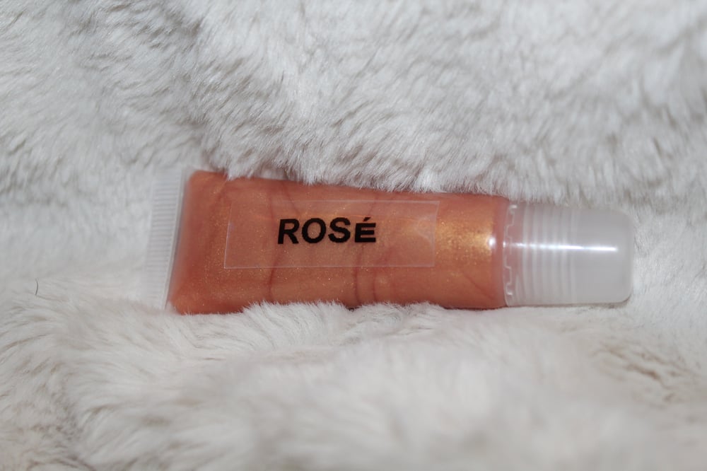 Image of ROSÉ