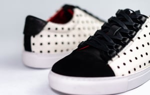 Image of Domino Plebeian