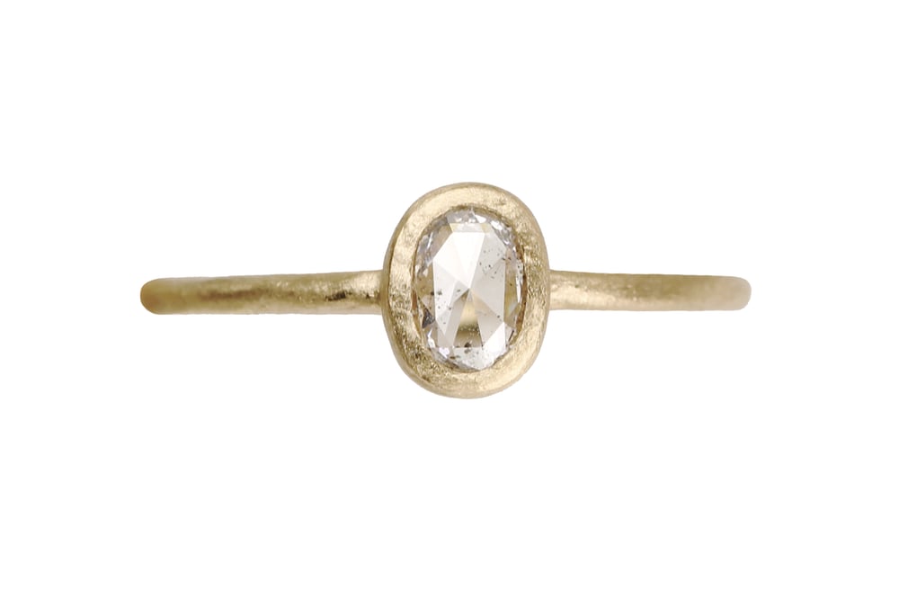Image of Oval diamond engagement ring. 18k. Pierre