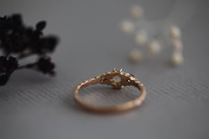 Image of *Made to order* 18ct rose gold 5mm rose-cut diamond trilogy ring (IOW129)