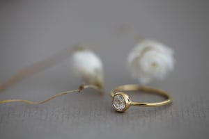 Image of 18ct Gold 5mm White rose cut diamond ring (LON131)