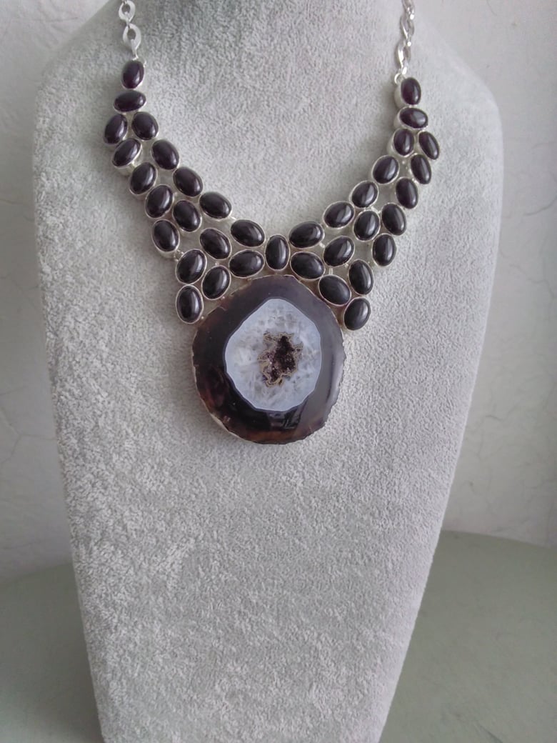Image of BLACK AGATE AND SPINEL NECKLACE