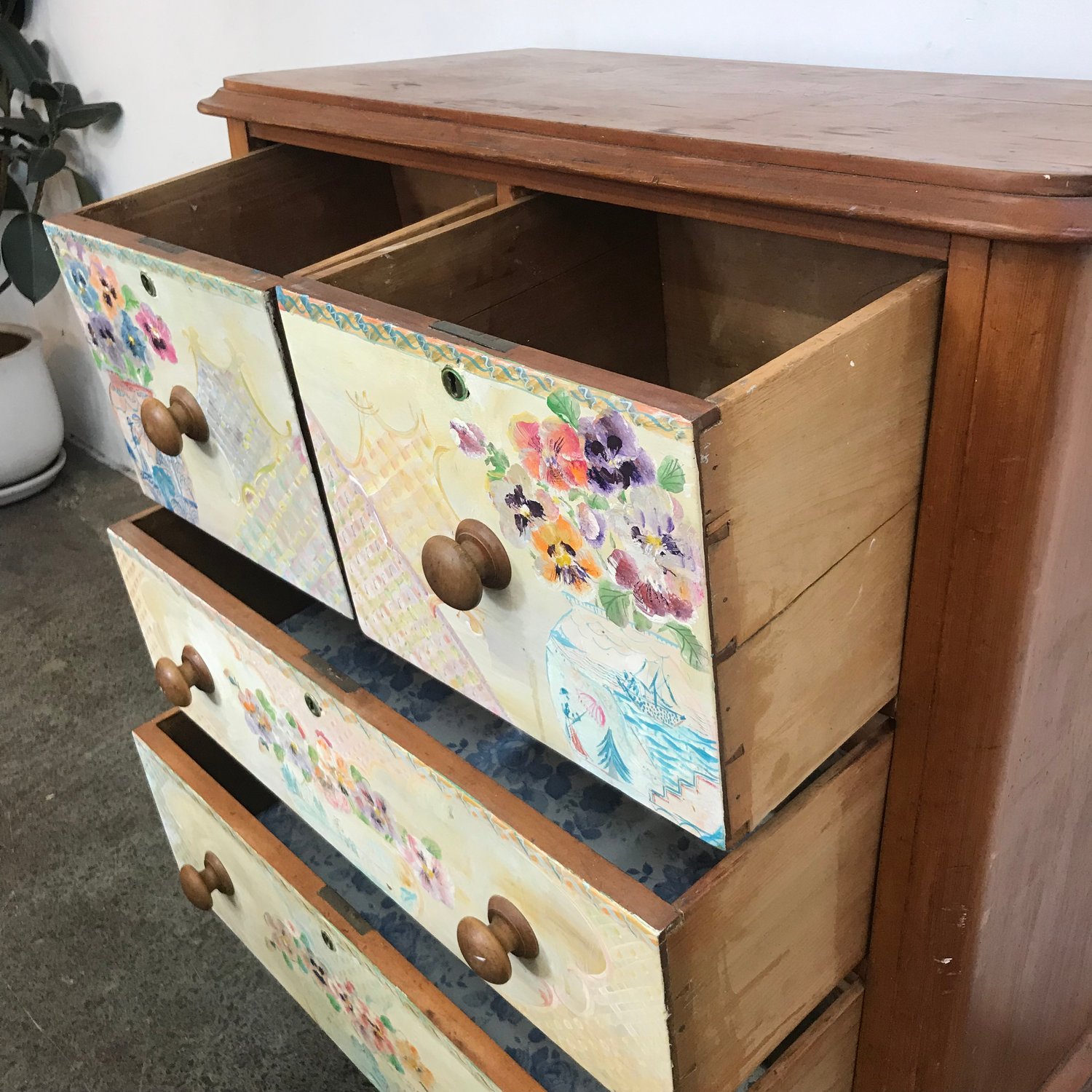 Sydney Used Furniture — HAND PAINTED CEDAR CHEST