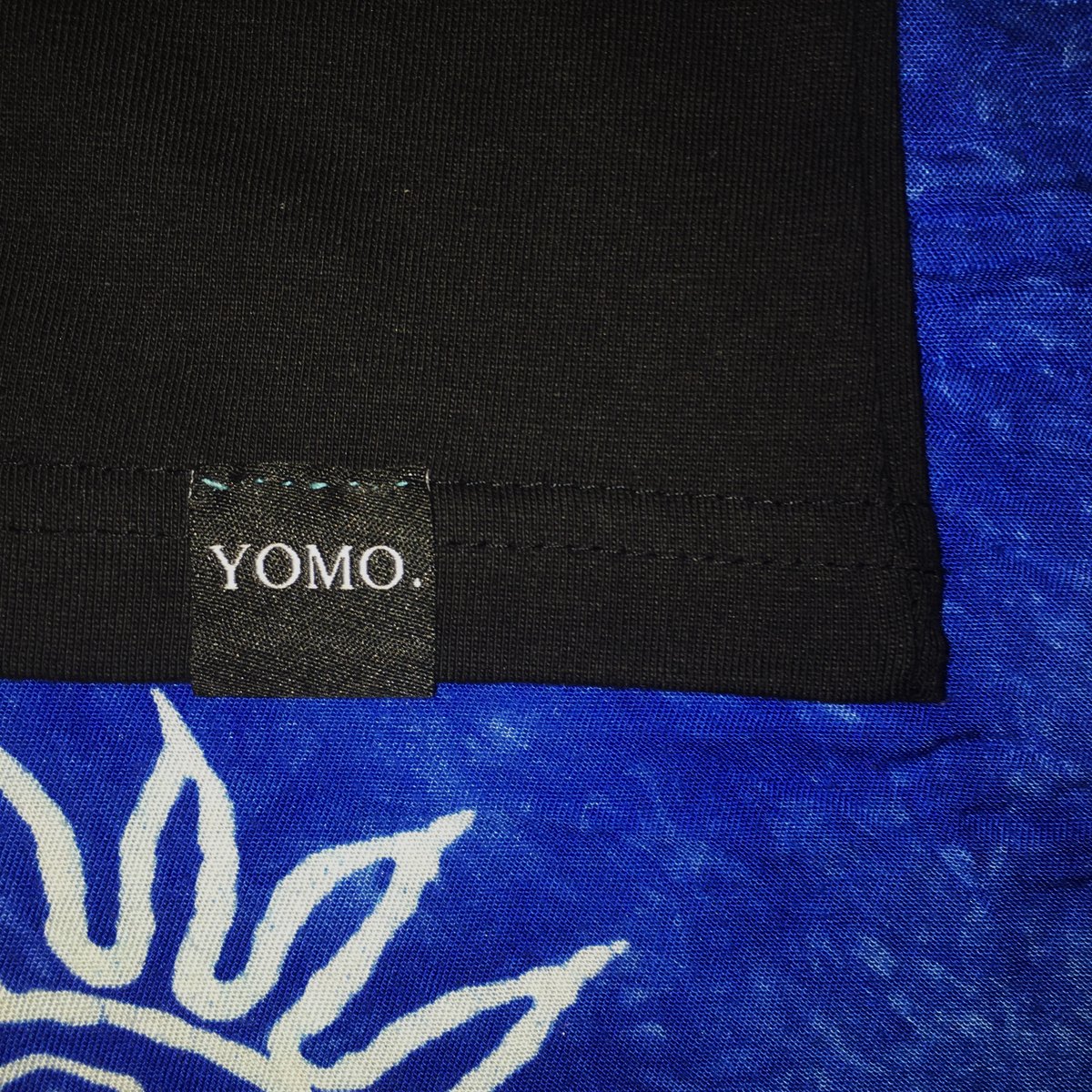 Yomo. Double Logo