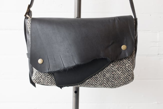 Black & Tweed Parvis Purse