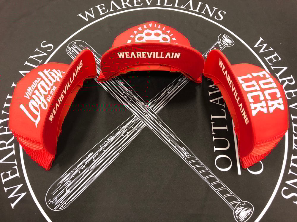 Red WEAREVILLAINS snap back/3 styles 