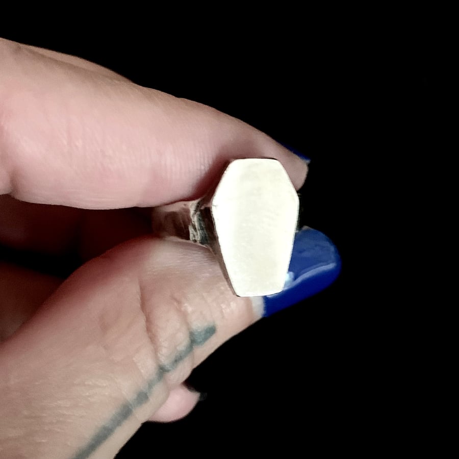 Image of COFFIN SIGNET