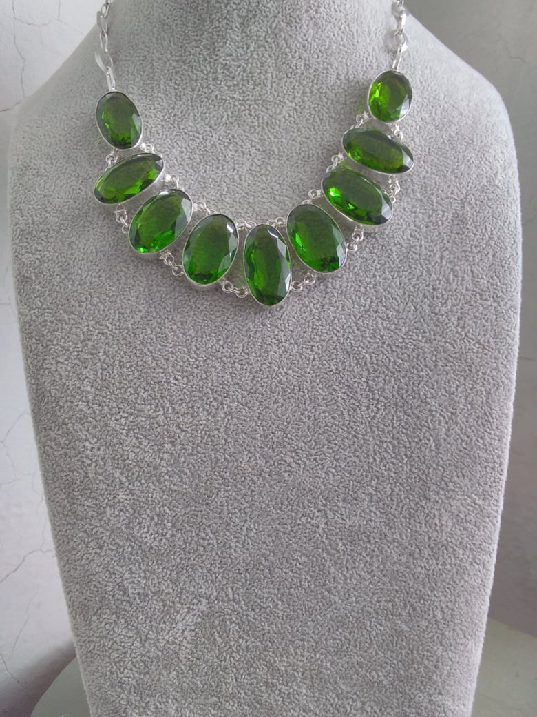 Image of LARGE PERIDOT GEMSTONE NECKLACE