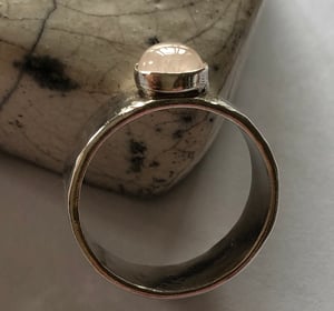 Handmade 6mm Silver Ring with 6mm Round Rose Quartz Cabochon (O)