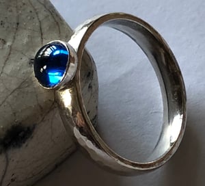 Handmade 4mm Silver Ring with 6mm Round Blue Spinel Cabochon Size R (9).