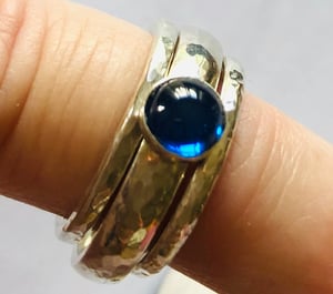 Handmade 4mm Silver Ring with 6mm Round Blue Spinel Cabochon Size R (9).