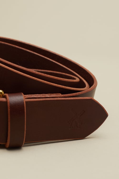 Image of Roller Buckle in Chestnut