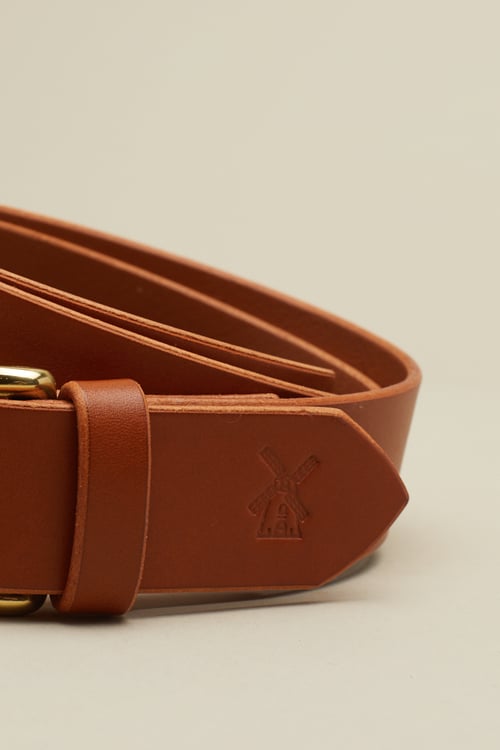 Image of Classic Buckle in Tan