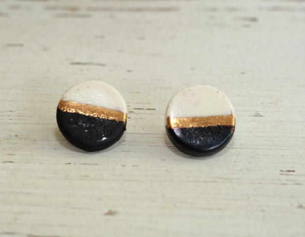 Image of Gold Lustre Earrings