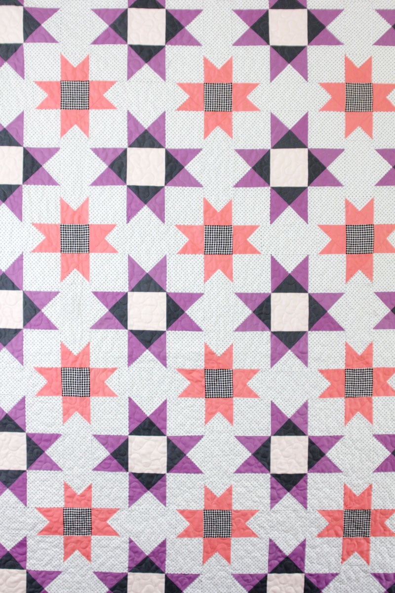 Image of the FARMHOUSE QUILT pdf pattern