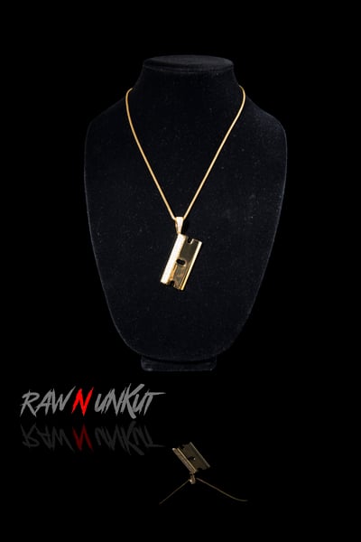 Image of RAW N UNKUT CUSTOM GOLD RAZOR W CHAIN