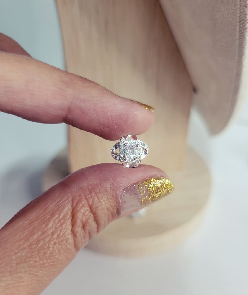 Image of Yancy Stud Earrings 