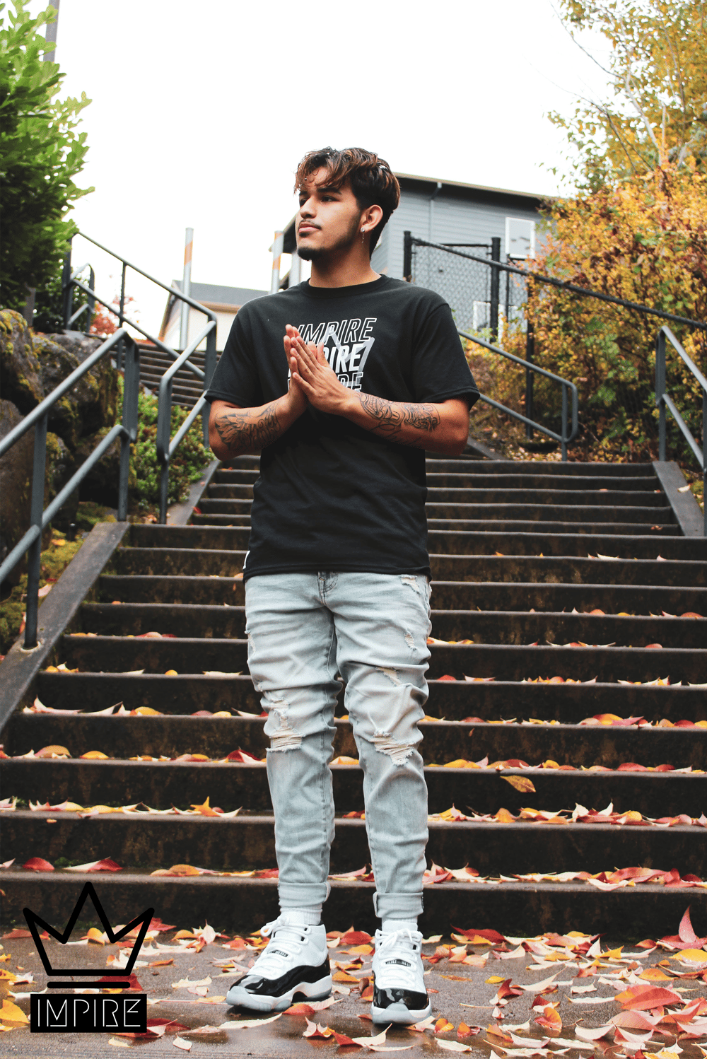 Image of 3 CROWN T-SHIRT (BLACK/WHITE/PURPLE)