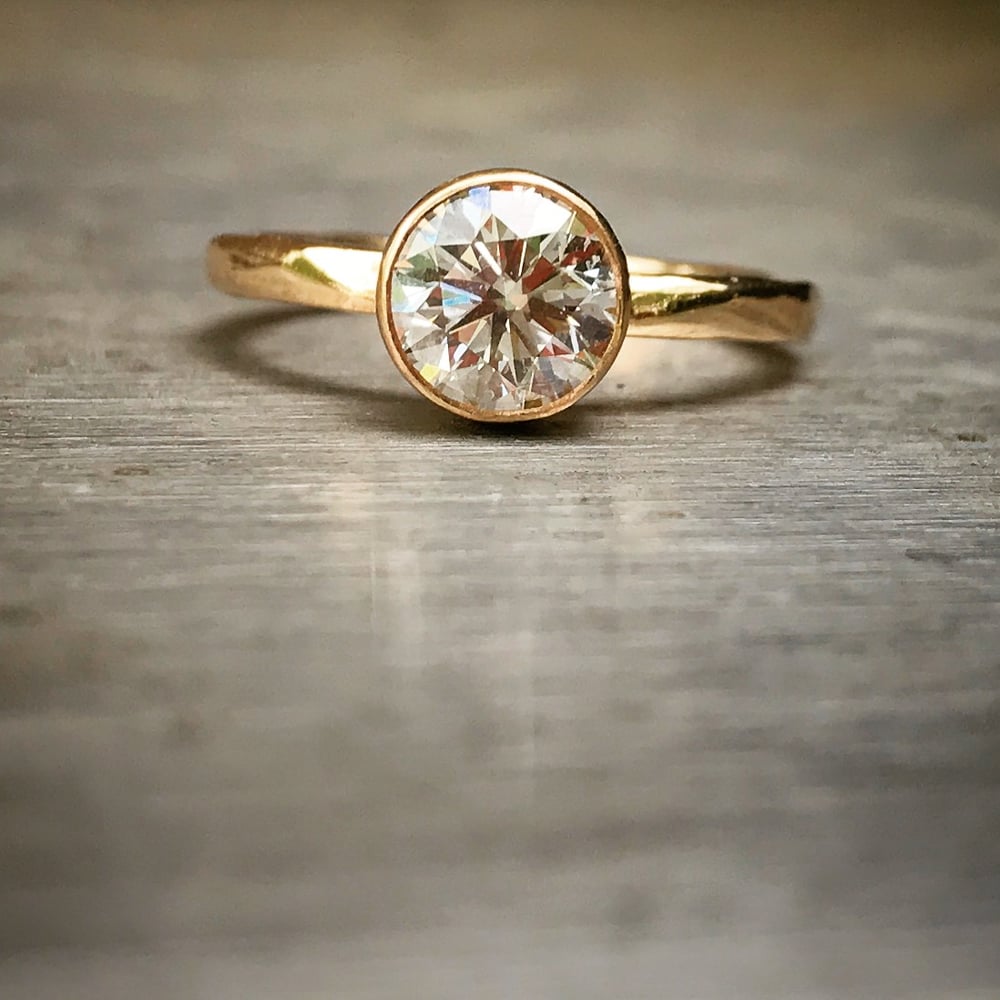 Image of Custom diamond ring