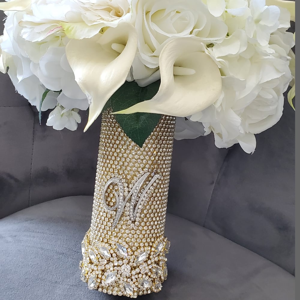 "Melissa" 7inch Bouquet Holder (Available in other colors)