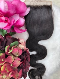 Image 2 of 4x4 Brazilian Glamour Wave Closure 
