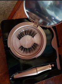Magnetic Eyelashes 