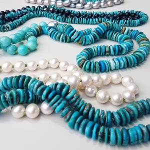 Turquoise & White Pearl Helix Necklace 