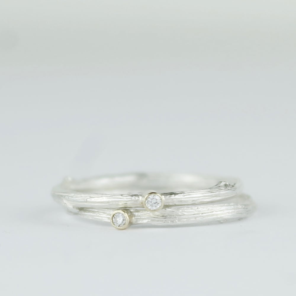 Image of The ‘Mimi oak twig ring with diamond 