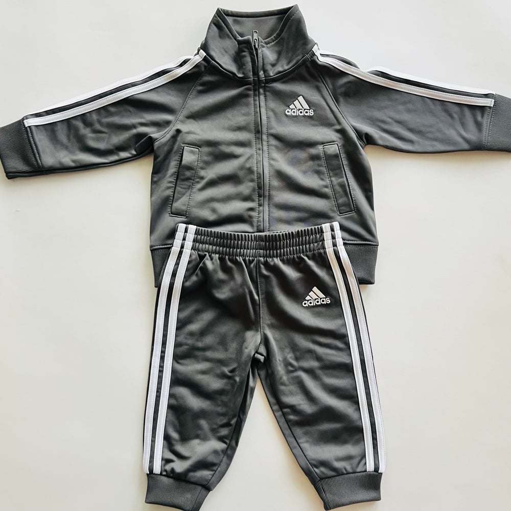 Image of ADIDAS 2 PIECE TRACK SUIT size 6M