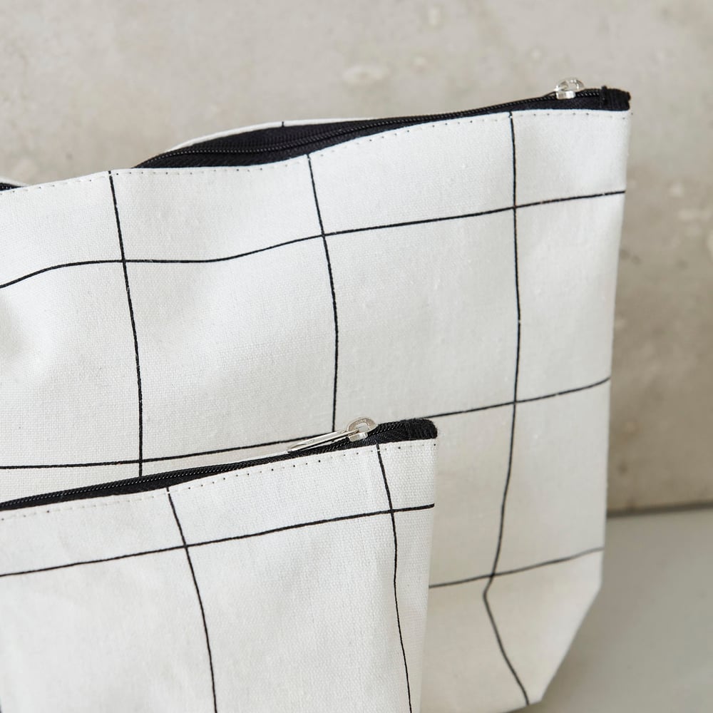 Image of Squares makeup bag