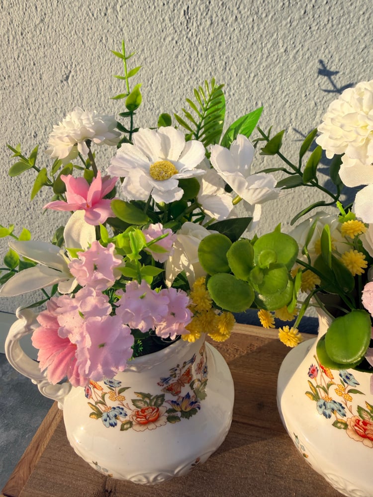 Image of Pair of Aynsley Jugs 