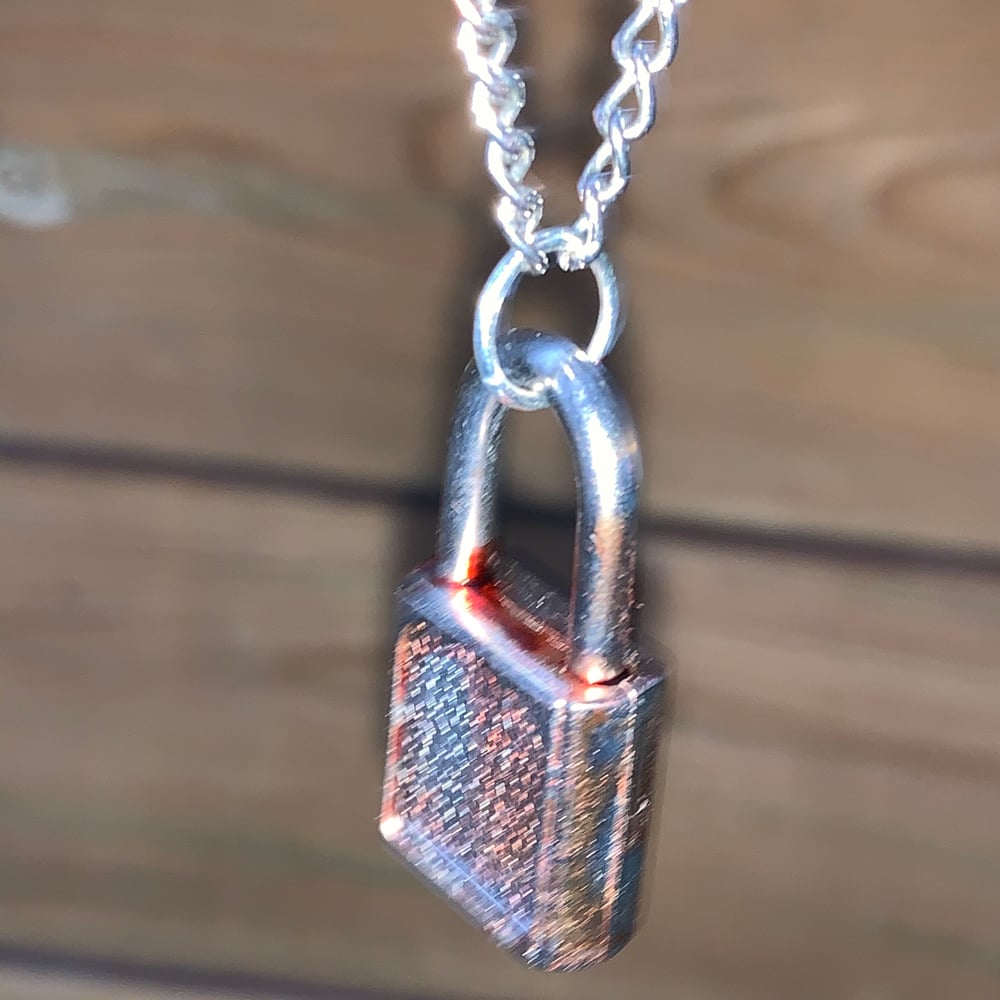 Image of lock me bloody - necklace