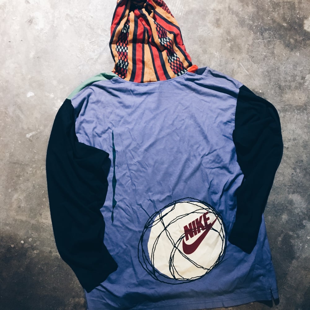 Image of Original Early 90’s Nike Hoops And Heroes Pullover.