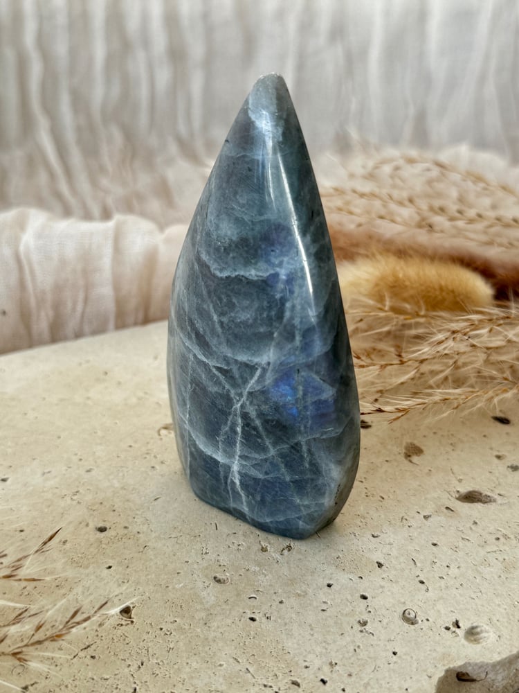 Image of Labradorite Teardrop
