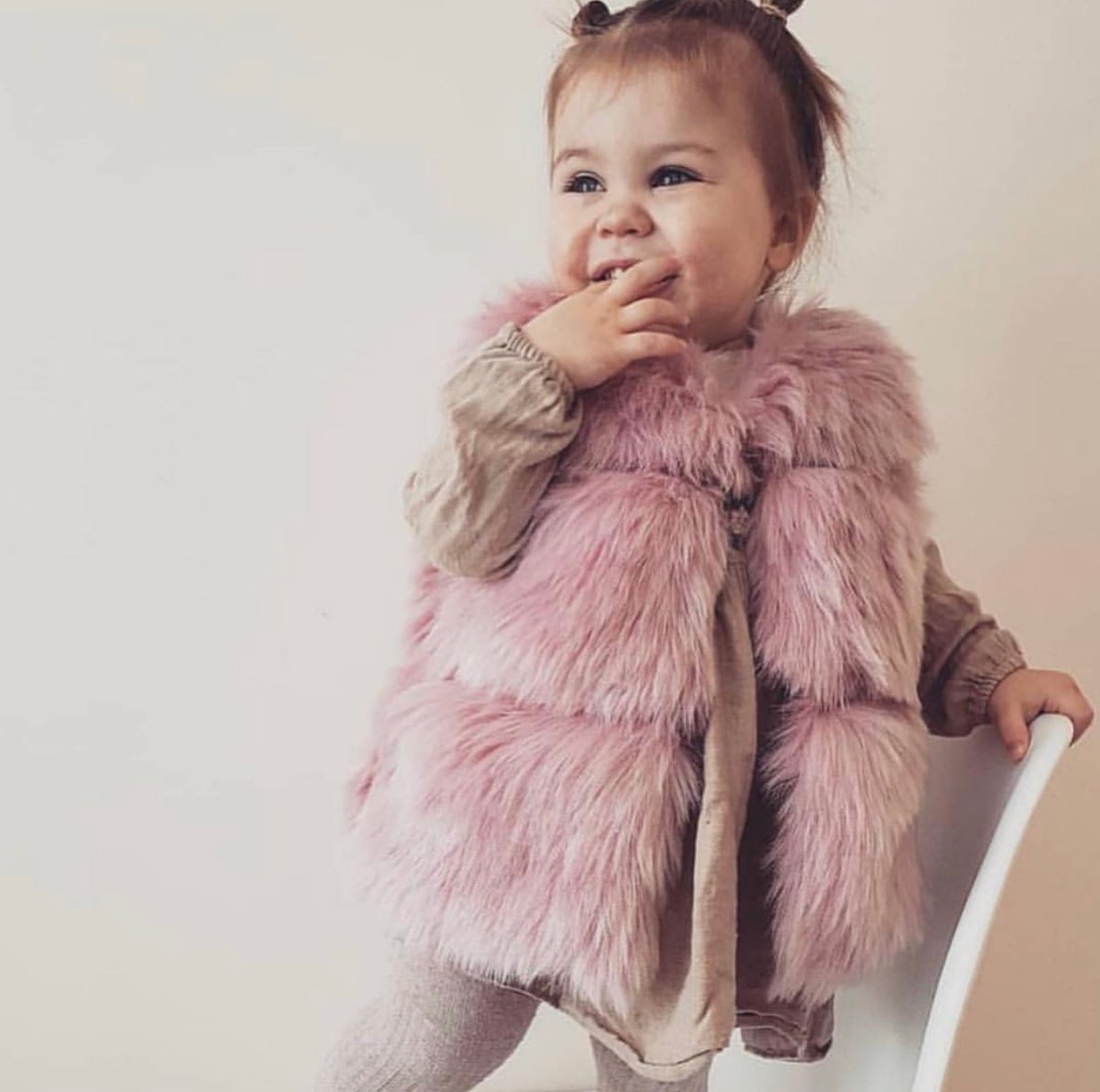 Baby pink 2025 fur gilet