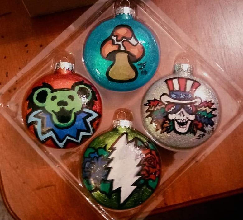 Image of Frosty Fresh Christmas Ornaments