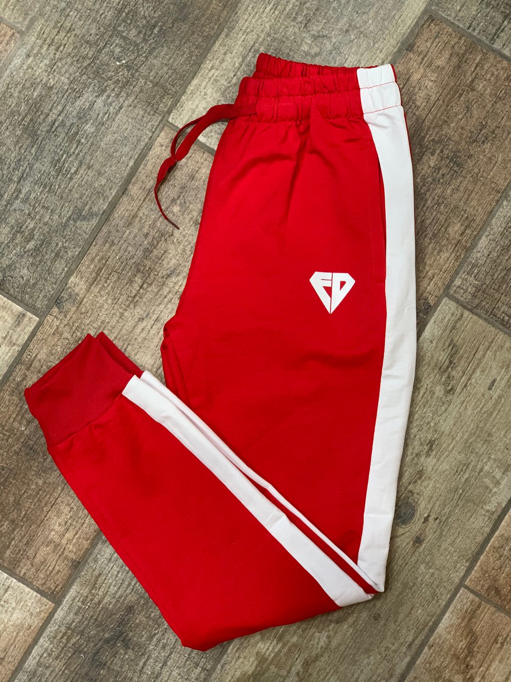 Image of Men's Red Diamond Stripe Joggers