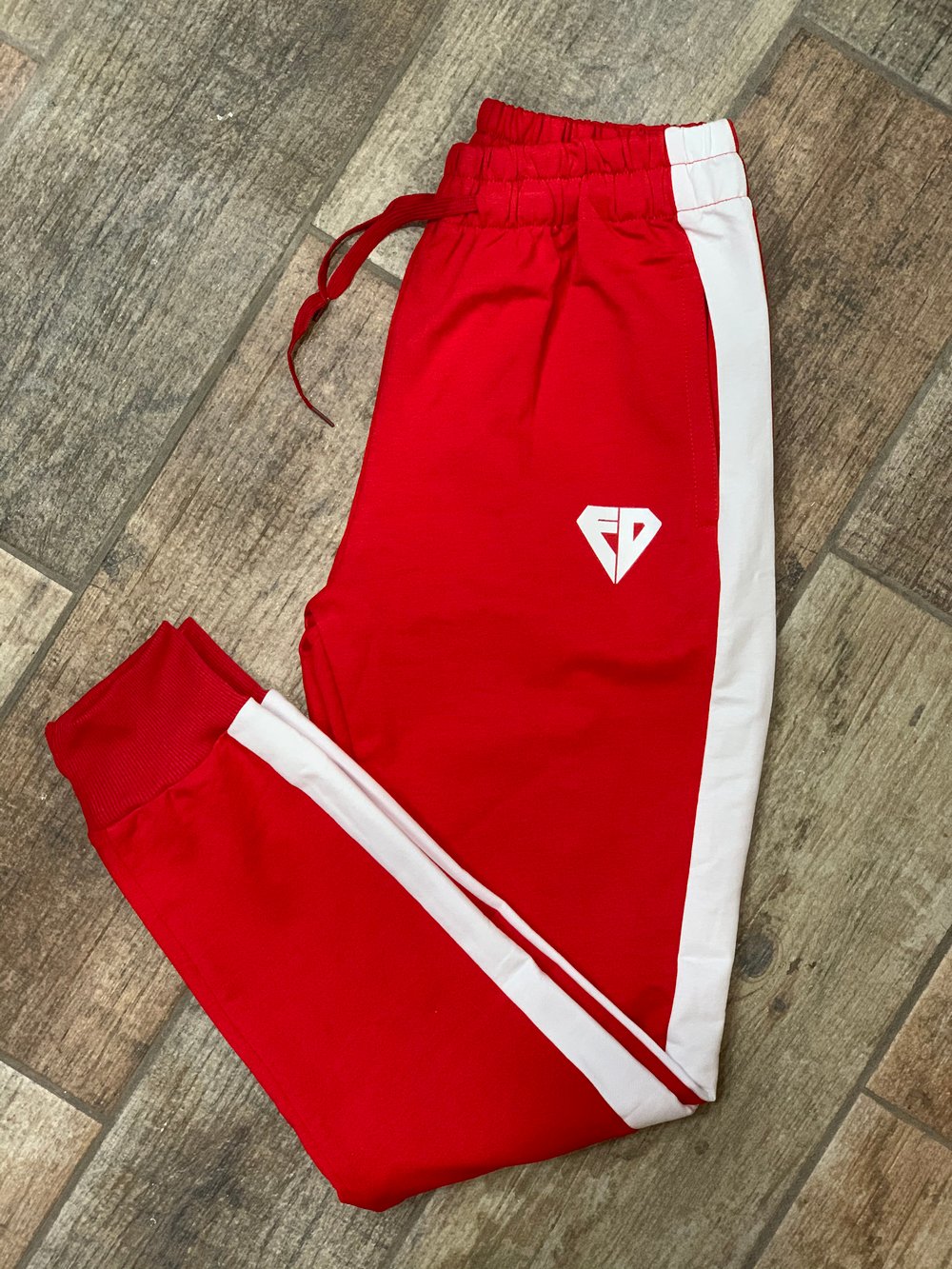 Image of Men's Red Diamond Stripe Joggers 